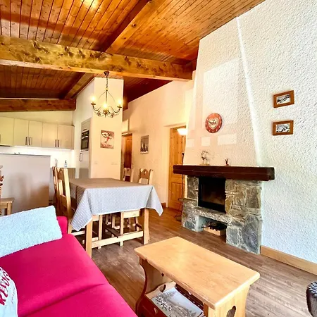 Ski-inski-out With Balcony In *